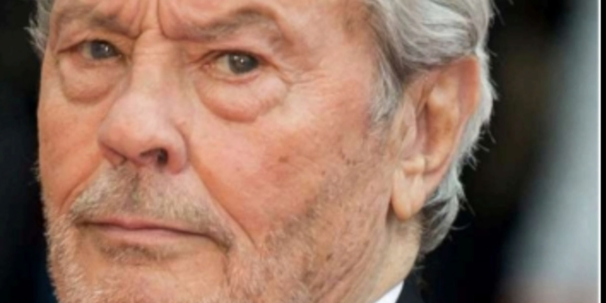 Pourquoi Alain Delon Nest Pas Le P Re Dari Boulogne